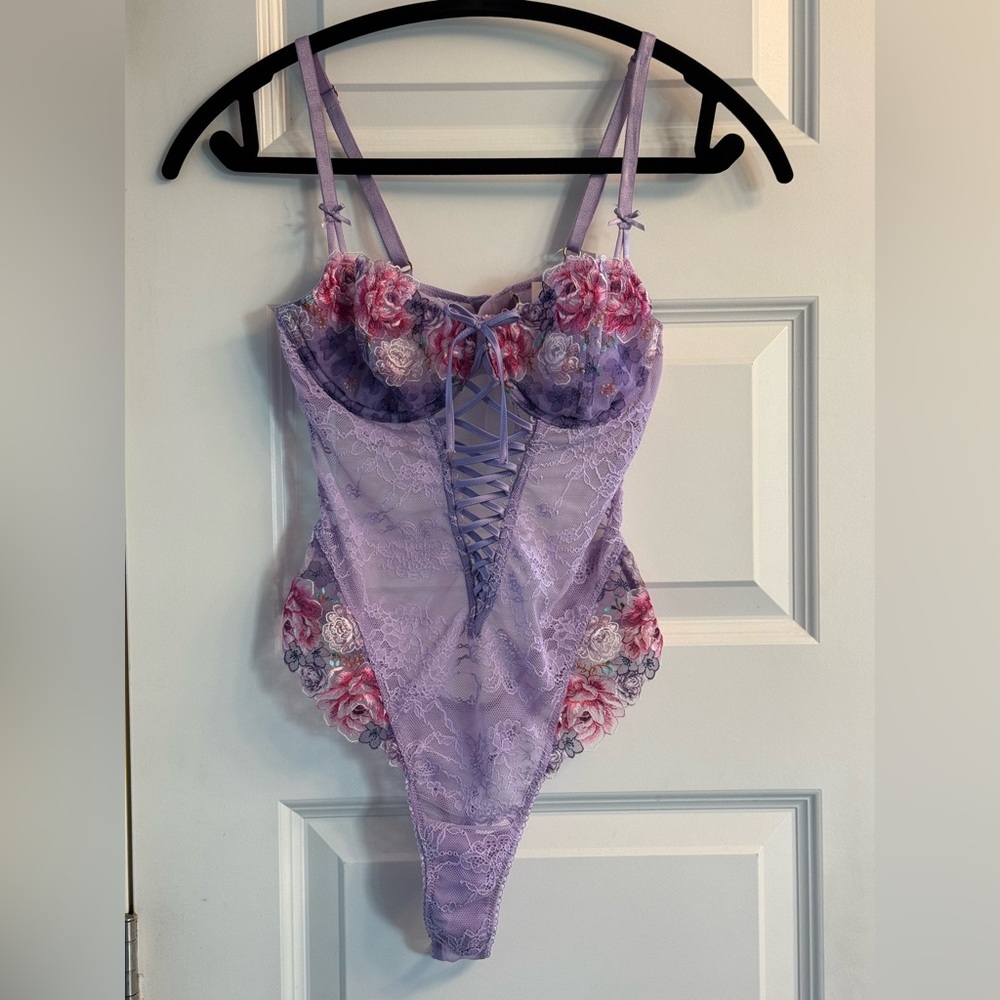 Victoria's Secret Lavender Lace Chemise